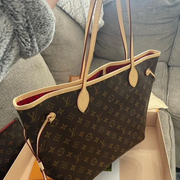 AUTHENTIC BRAND NEW Louis Vuitton Neverful MM and pouch - Picture 7 of 16